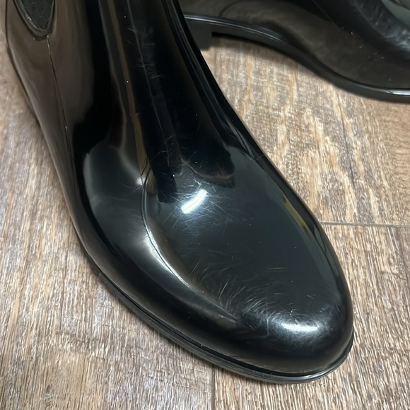Michael Kors Rain Boots - Picture 4 of 9